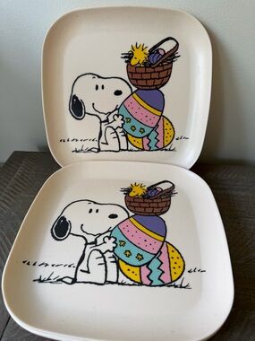 Snoopy Woodstock (Peanuts) Easter Dinner Bamboo Fibre plate set of 4. $25Gd cond
